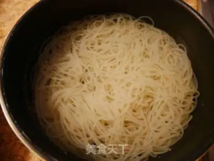 Make Egg fan fried cabbage step 2