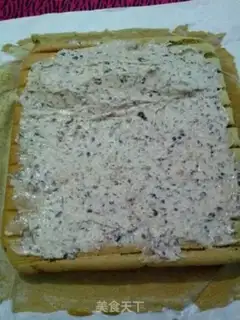 Make A tea mousse roll step 30