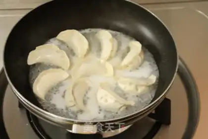 Make Frozen under the ice step 5