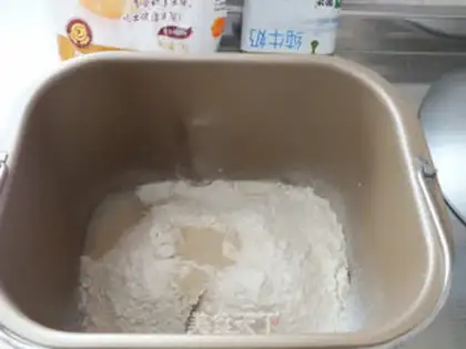 Make Snail bread step 1