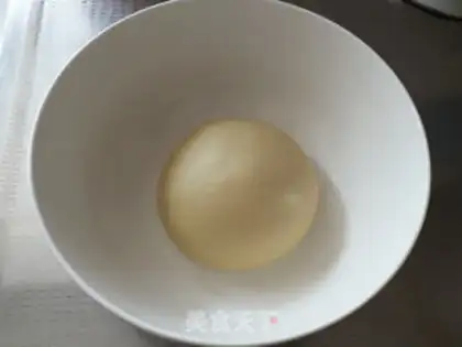Make Snail bread step 4