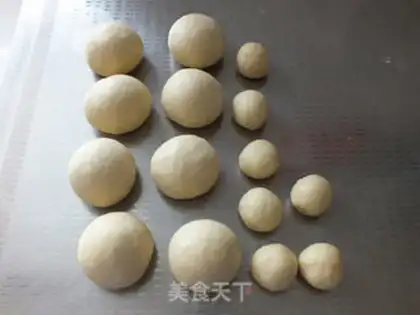 Make Snail bread step 6