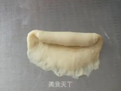 Make Snail bread step 8