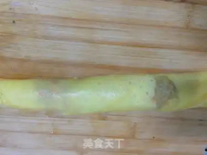 Make Frozen egg rolls step 8