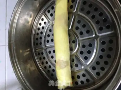 Make Frozen egg rolls step 9