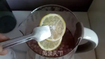 Make Pomegranate lemonade step 4