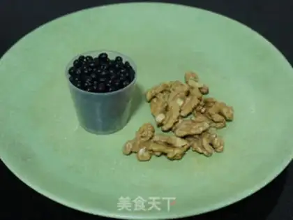 Make walnut beans juice step 0