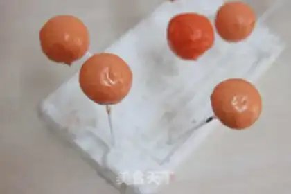 Make Halloween lollipop cake step 3
