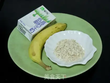 Make Banana oatmeal milk step 0