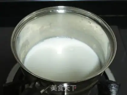 Make Banana oatmeal milk step 1