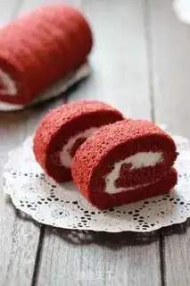Make Red velvet cake rolls step 8