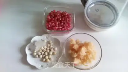 Make The silver ear of the pomegranate step 0