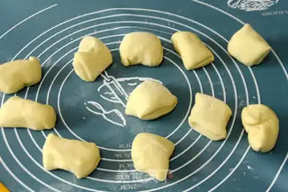 Make A loaf step 10