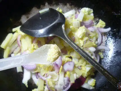 Make Onion onion potatoes, cabbage step 9