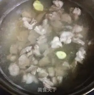 Make Roach and lamb soup step 4