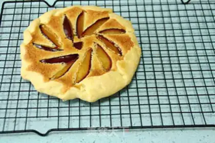 Make Almond butter, prune pie step 24