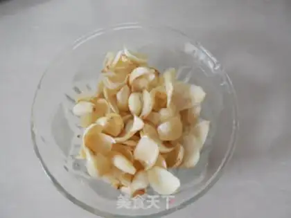 Make Lily