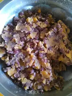 Make A small group of gold and yellow step 4