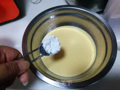 Make Cake rolls with giraffes step 7
