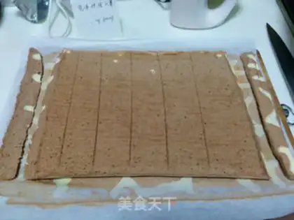 Make Cake rolls with giraffes step 22