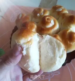 Make Rose rolls step 13