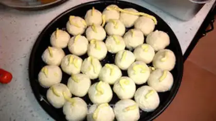 Make Slurp monkey bread step 6