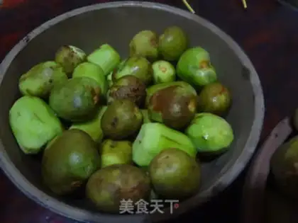 Make Natural monkey wine step 1
