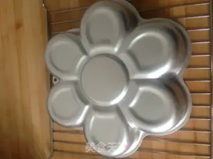 Make A twilight cake step 17