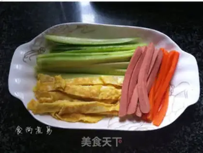 Make Simple sushi rolls step 2