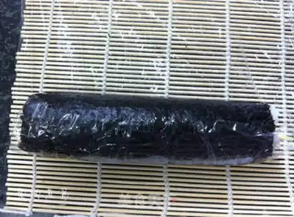 Make Simple sushi rolls step 11