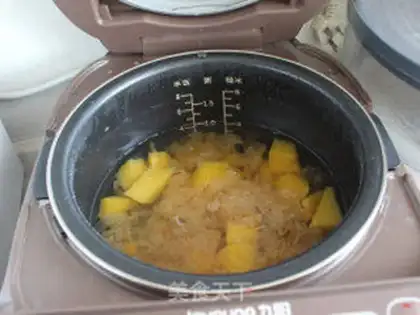 Make Silver-eared pumpkin step 4