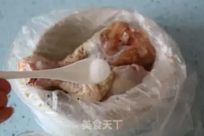 Make ♪ Honey and roast chicken legs ♪ step 3
