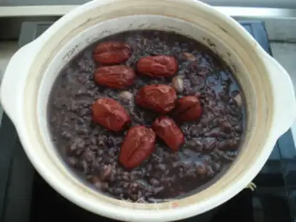 Make Red-blooded black-meat porridge step 4