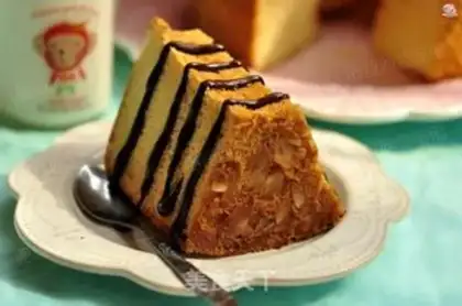 Make Apricot honey twirl cake step 13