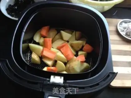 Make Fried potato horn wings step 3