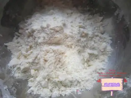 Make walnut pie step 2