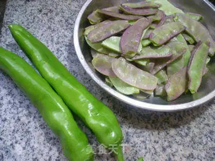 Make Green pepper with lentils step 0