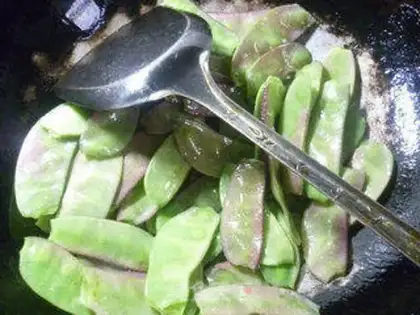 Make Green pepper with lentils step 3