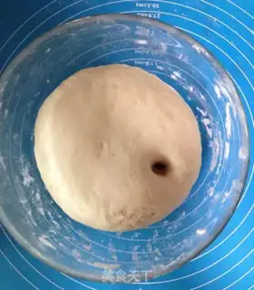 Make The embroidery bun step 3