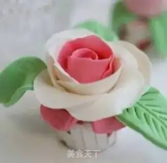 Make Roll the sugar cake step 9