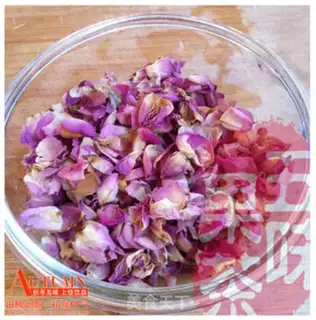 Make Five-smelt fruit tea step 5
