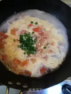 Make Tomato egg soup step 4