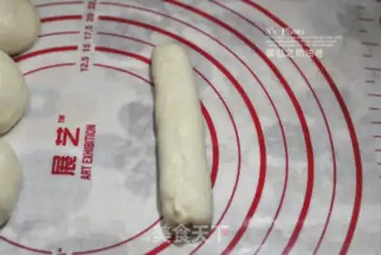 Make Cream roll step 9