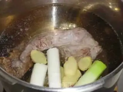 Make Beef fan soup step 3