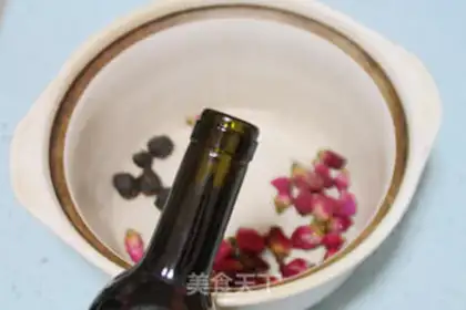 Make Rose pear step 2