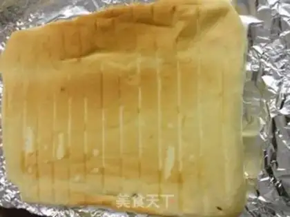 Make A salad pine roll step 1