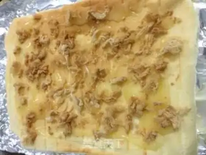 Make A salad pine roll step 2