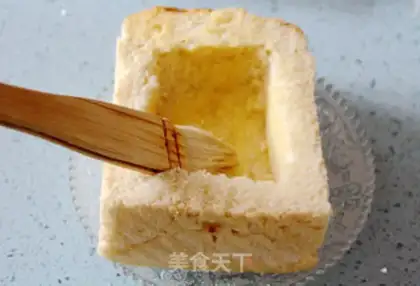 Make Diamond banana toast box step 5