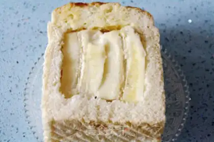 Make Diamond banana toast box step 8