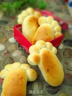 Make Little foot bread step 11